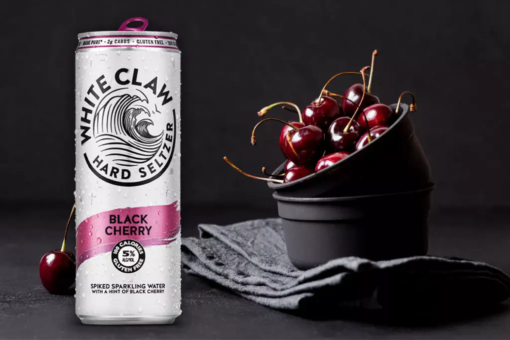 Wein Welt Verkauf -Wein Welt Verkauf White Claw Black Cherry 1024x683 1